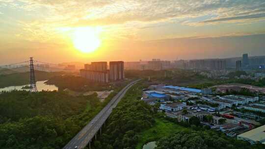 城市风光的航拍日落景象