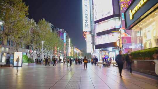 上海外滩人流上下班人流