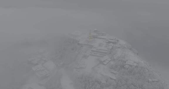 四川峨眉山金顶雪景云海