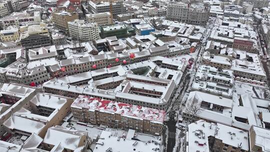 山东青岛老城区中山路栈桥上街里雪景视频素材模板下载