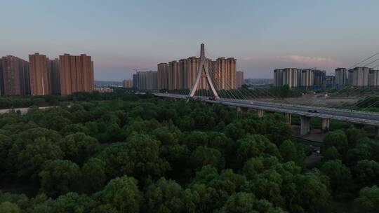 城市航拍凌波大桥及俯瞰洛阳