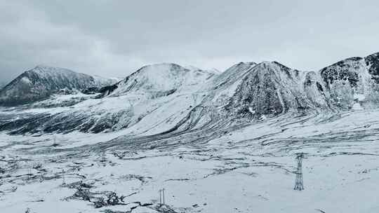 西藏昌都左贡雪山航拍0050