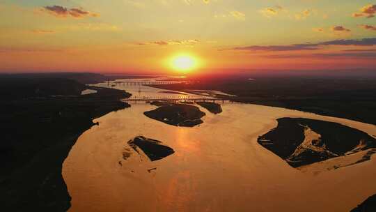 航拍黄河日出夕阳母亲河日落水面大河