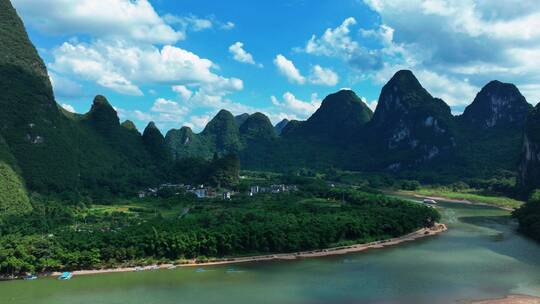 阳朔兴坪延时航拍九马画山风景区视频素材模板下载