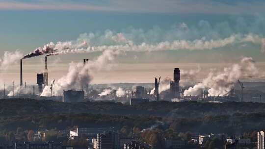 工厂废气烟雾排放