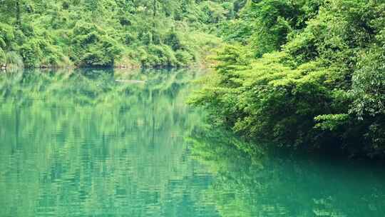 青山绿水江河流域美丽风景