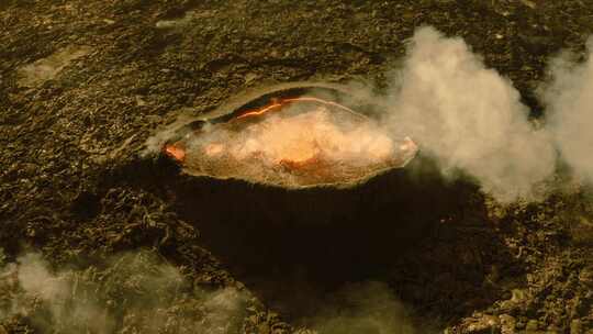 航拍火山岩浆沸腾