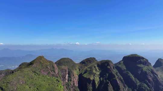 航拍福建漳州平和县灵通岩山林风光