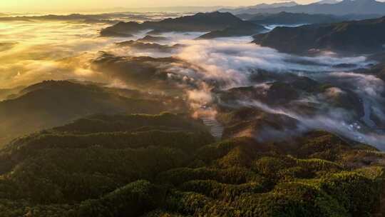 安徽黄山休宁徽州地区日出晨雾风光