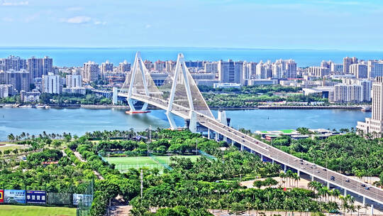 海南省海口市龙华区地标建筑世纪大桥