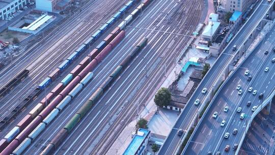 高架桥车流城市铁路轨道火车