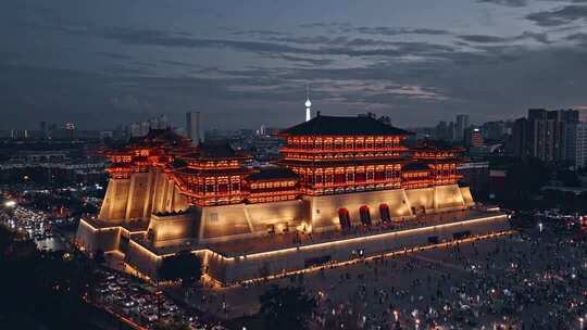 隋唐洛阳城应天门夜景