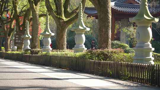 绍兴新昌大佛寺佛塔