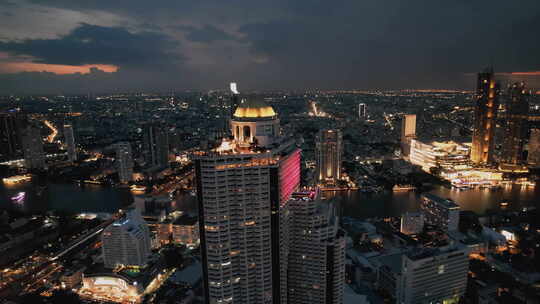 泰国曼谷空中俯瞰Lebua塔夜景