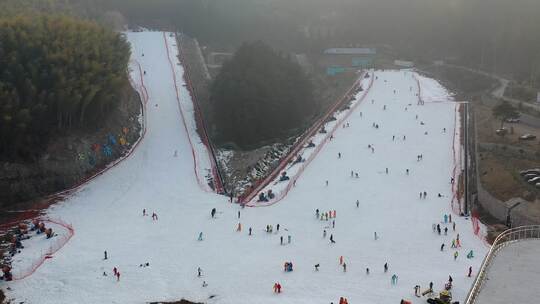 天柱山滑雪场视频素材模板下载