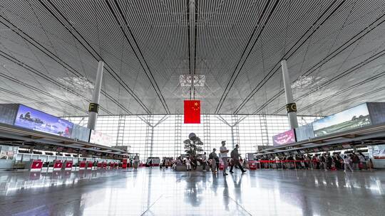 天津机场 国旗 人流 延时摄影