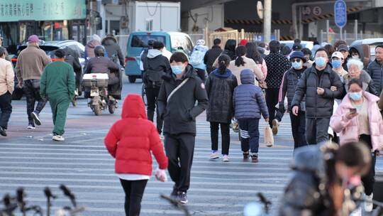 城市交通城市人流行人车流