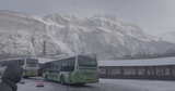 雪天的旅游景区游客活动景象高清在线视频素材下载