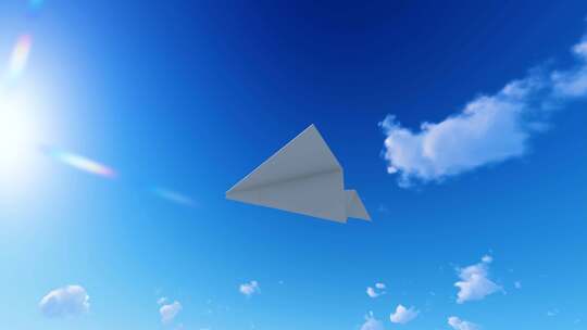纸飞机飞翔