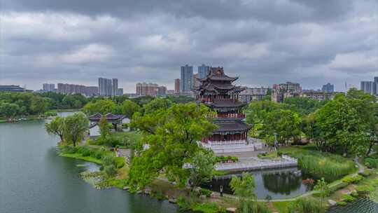 中国武汉两江四岸城市地标风光