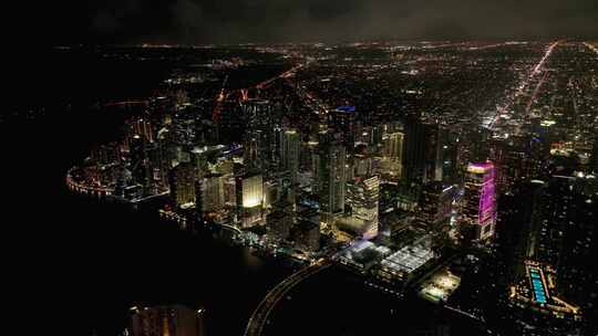 航拍迈阿密地标海岸大海摩天大楼夜景灯光