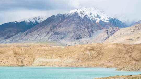 新疆克州白沙湖 湖泊雪山8K延时高清在线视频素材下载