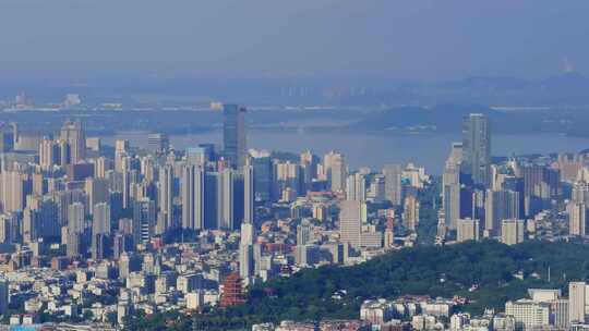 中国武汉两江四岸城市地标风光