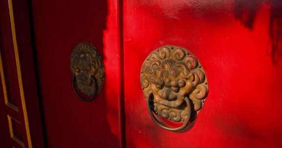 北京胡同大门双头狮子门扣