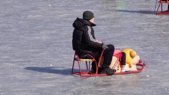 北京冰雪节滑冰场视频素材模板下载