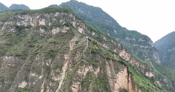 雷波悬崖村