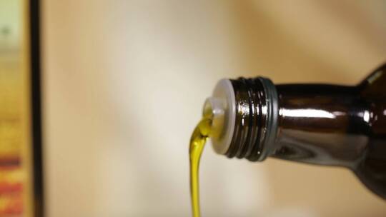 菜籽油橄榄油亚麻籽油视频素材模板下载