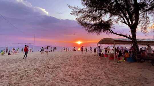 夕阳西下的巽寮湾海滩