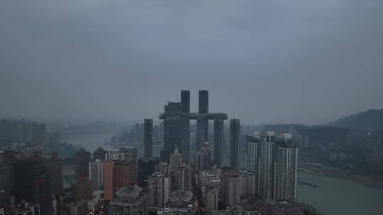 重庆东水门大桥清晨航拍