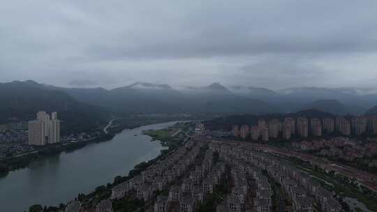 福建连江县潘渡镇的雨后景色