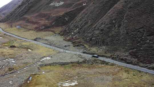 汽车自驾四川甘孜公路康定 雪山山区