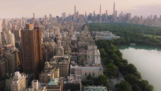 美国纽约城市景观夏夜史诗电影曼哈顿全景