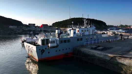 海岛码头港口客船