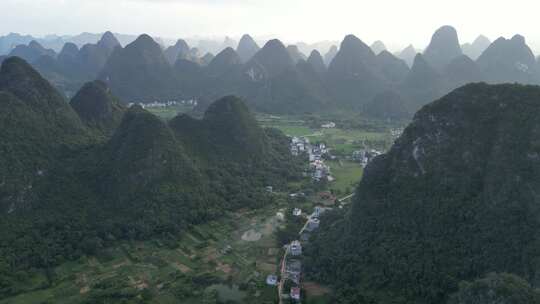 广西阳朔山景民宿风光