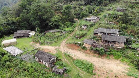 贫穷落后山区房子民宅农舍航拍