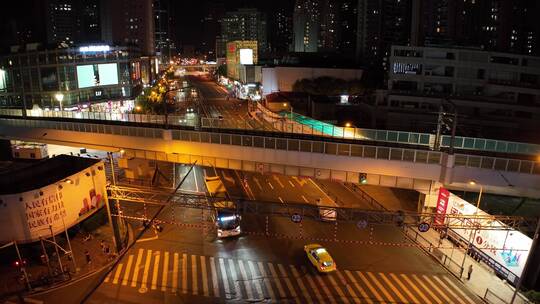 虹桥路夜景