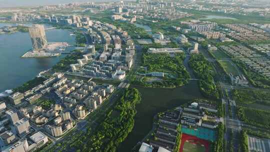 建设中的上海临港新城建筑航拍