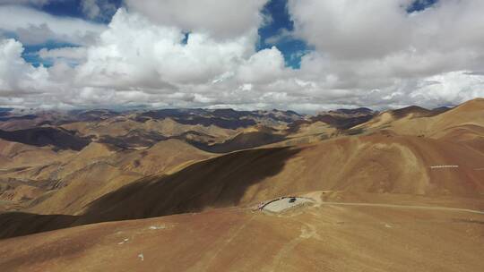 航拍西藏日喀则珠峰大本营公路风光视频素材模板下载
