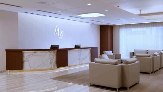 现代办公大厅前台场景