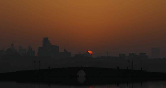 杭州西湖断桥清晨日出延时空镜