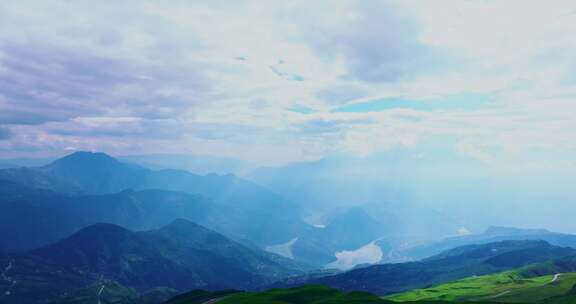 云南自然风光大山山上景观高山峡谷