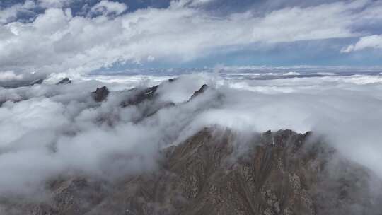 新疆赛力亚克达坂雪山航拍