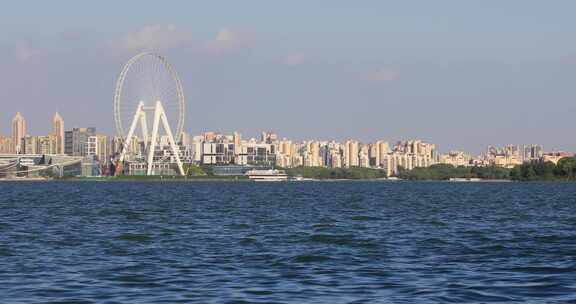 蓝天下苏州美丽金鸡湖城市远景