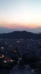 竖屏航拍四川宜宾三江交汇处合江楼晚霞夜景