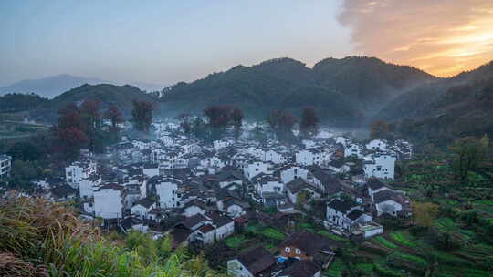 秋天婺源石城红枫叶景区日出延时