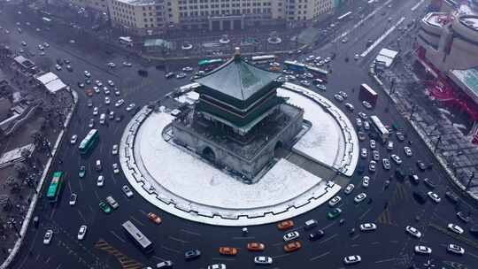 西安钟楼雪景